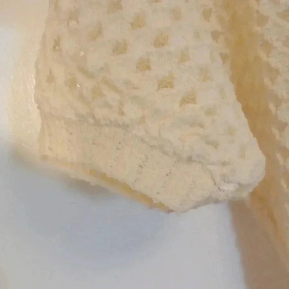 VINTAGE  Cream sheer knit sweater - Picture 7 of 9